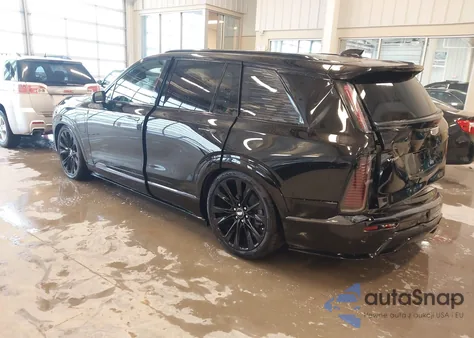 2026 Cadillac Vistiq Platinum z USA, uszkodzony, nr VIN 1GYC3RML5TZ711569